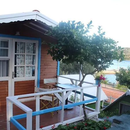 坎莫卡普酒店 *