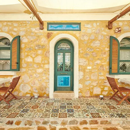 营地 坎莫卡普酒店 *