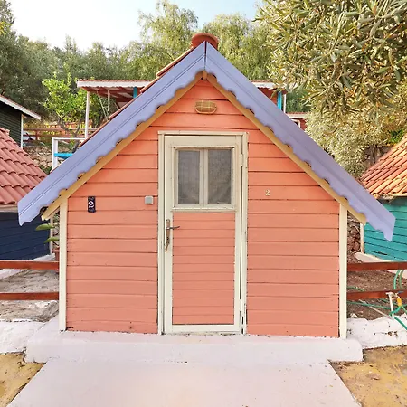 坎莫卡普酒店 *